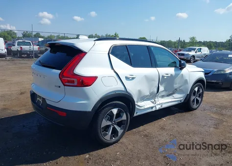 2023 Volvo Xc40 B5 Ultimate Dark Theme from USA, damaged, VIN YV4L12UX1P2047630